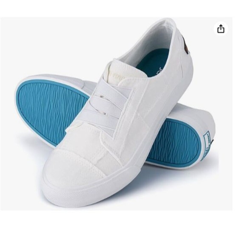 Slip On Women's Sneakers Shoes White 6.5 US Stylish No Laces Low Top